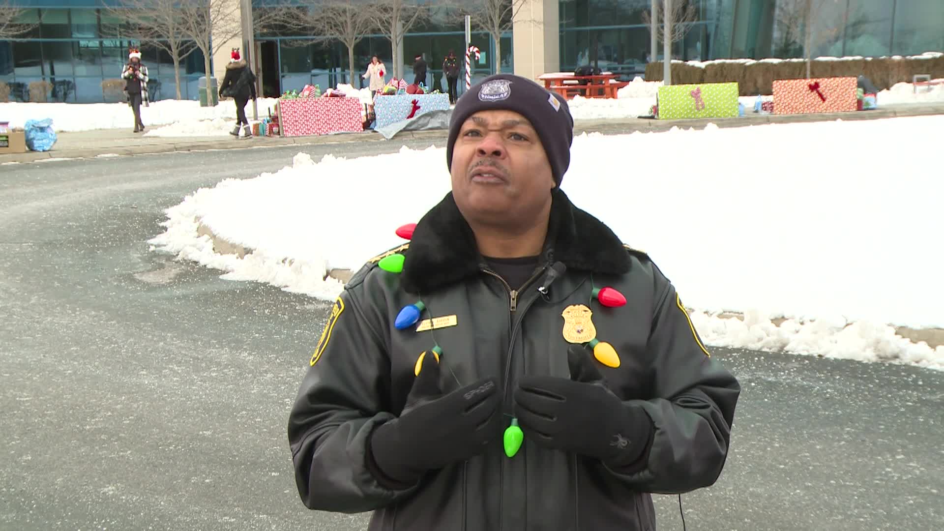 Thumbnail image for Southfieldnow125_Celbratingtheholidays